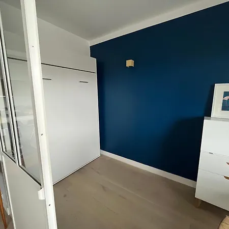 شقة 4-bed 12 باريس