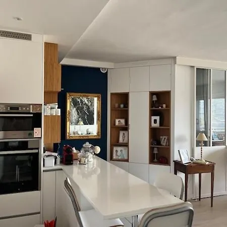 4-bed 12 Paris